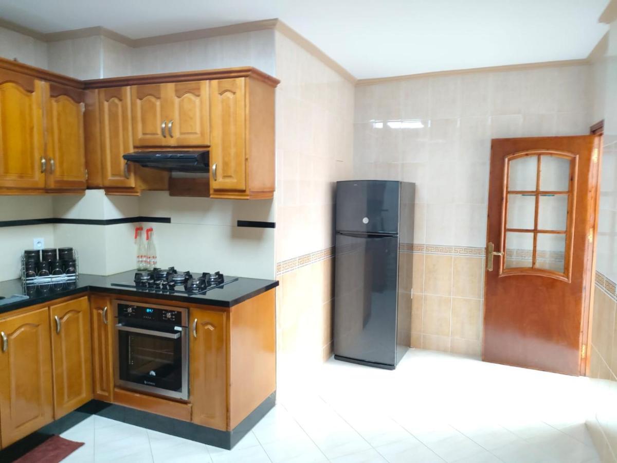 Joli Appart Climatise Pour Un Sejour Formidable Pour Les Familles Tanger Exterior foto